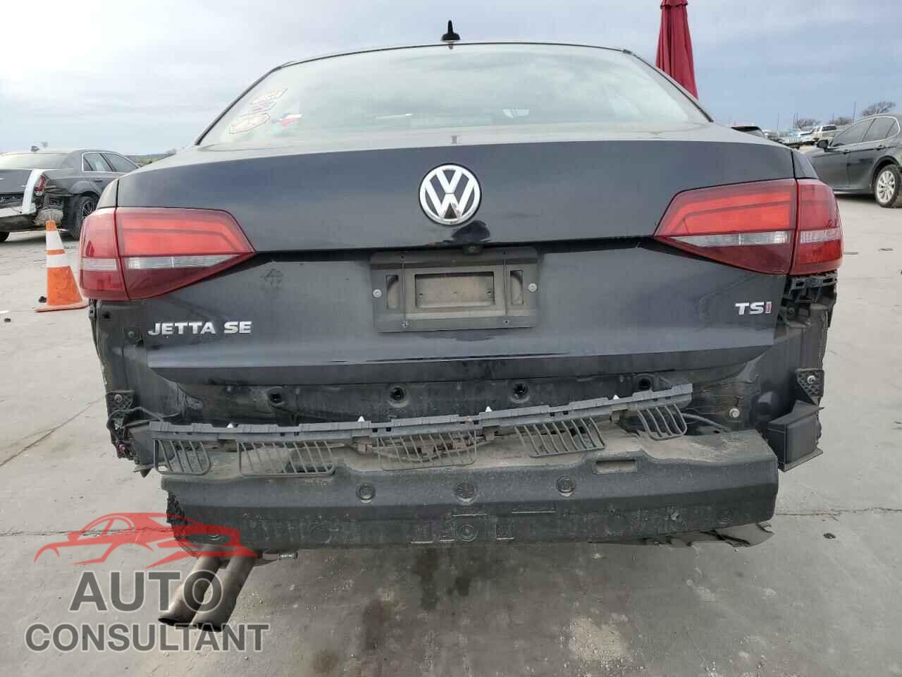 VOLKSWAGEN JETTA 2017 - 3VWDB7AJ2HM306604