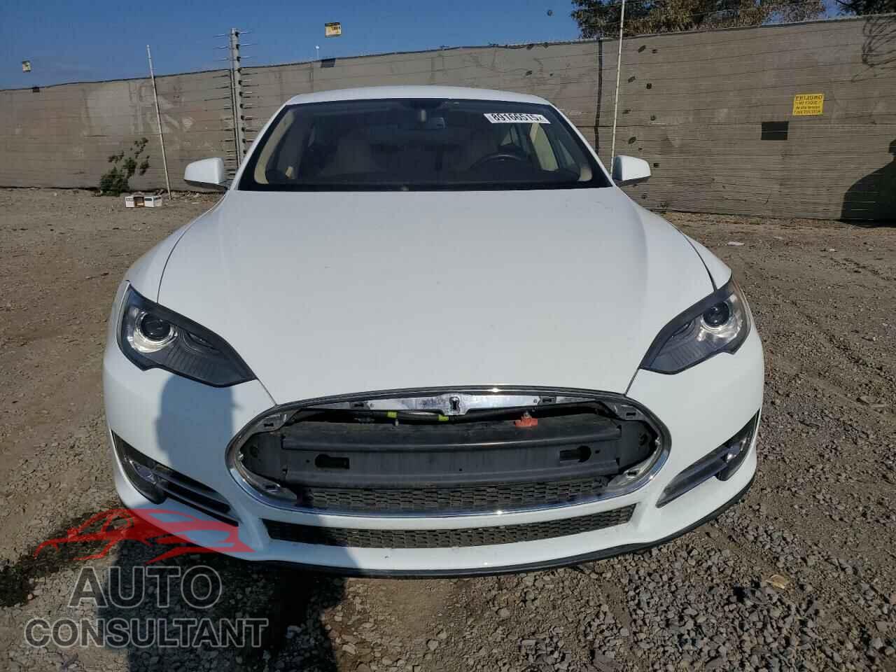 TESLA MODEL S 2013 - 5YJSA1CG2DFP17298