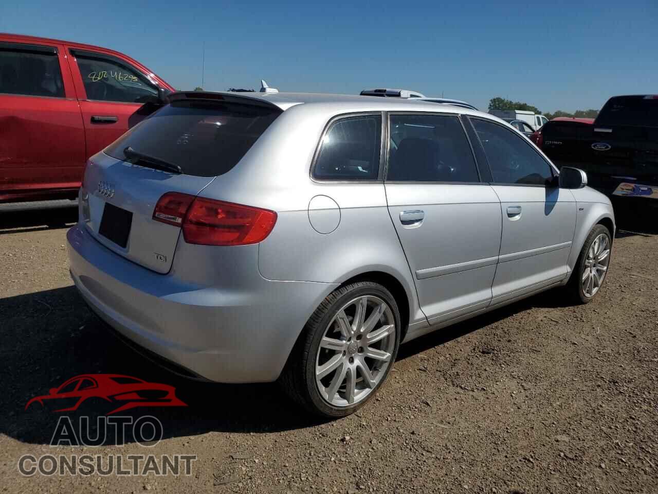 AUDI A3 2012 - WAUBJAFM0CA090123