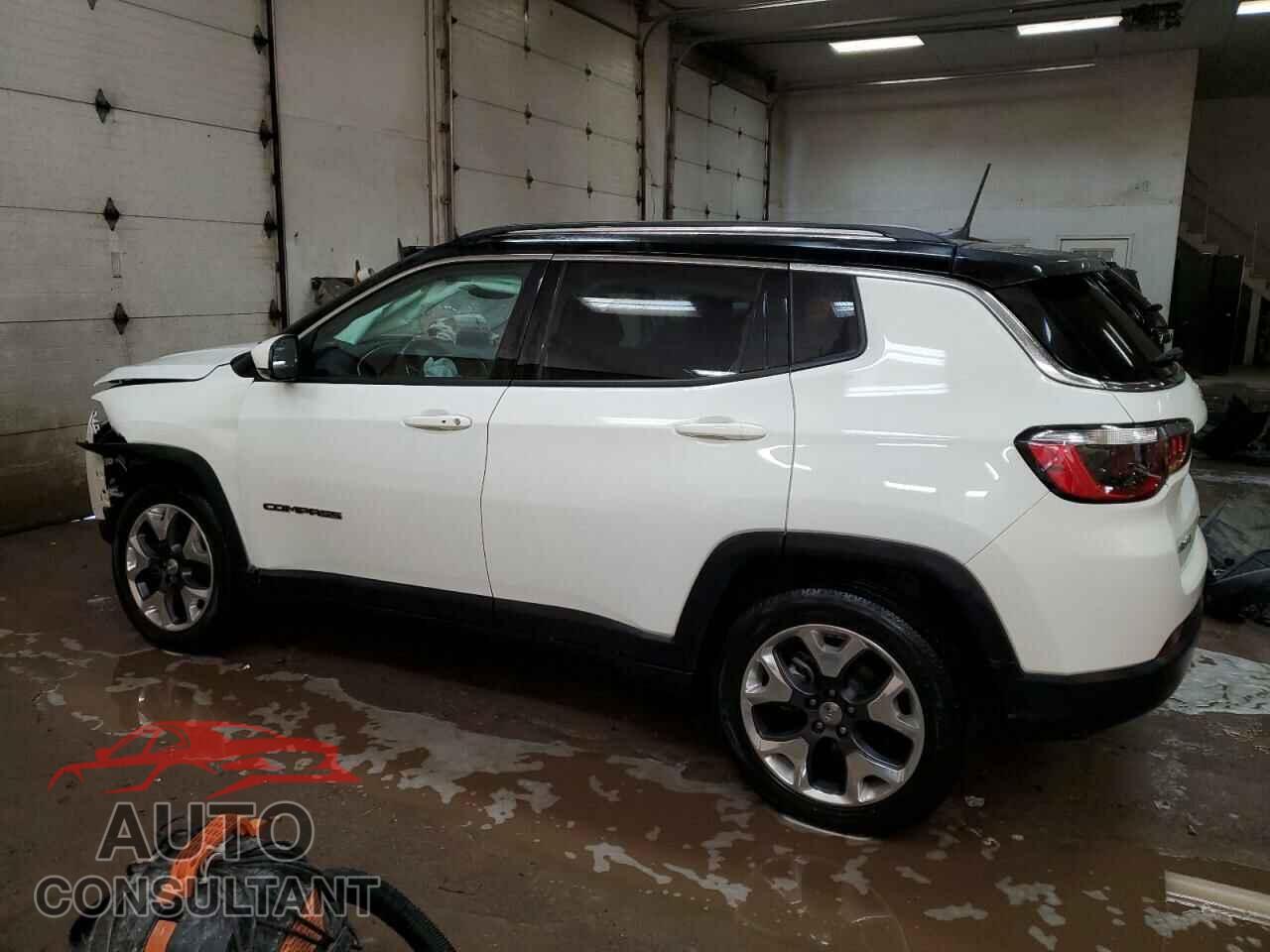 JEEP COMPASS 2021 - 3C4NJDCB8MT576032
