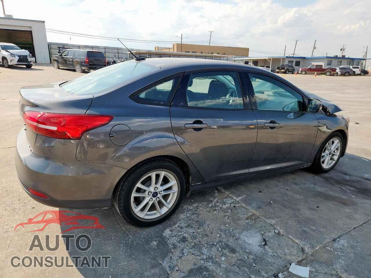 FORD FOCUS 2015 - 1FADP3F27FL368079