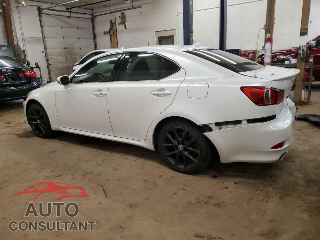LEXUS IS 2012 - JTHCE5C2XC5002949