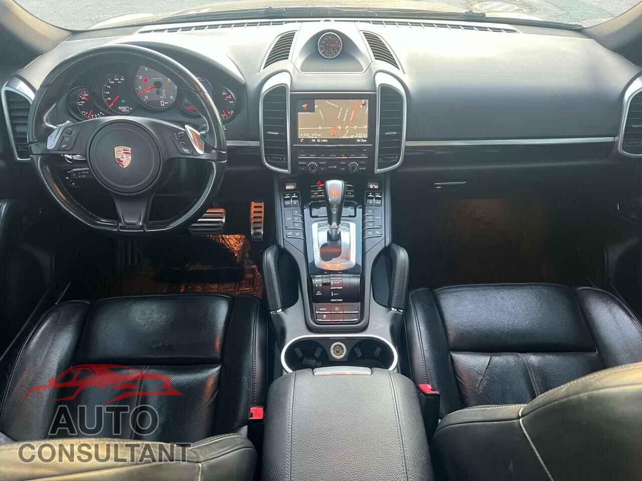 PORSCHE CAYENNE 2014 - WP1AB2A25ELA58720