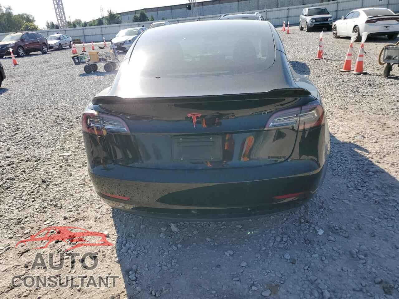 TESLA MODEL 3 2022 - 5YJ3E1EA2NF351457