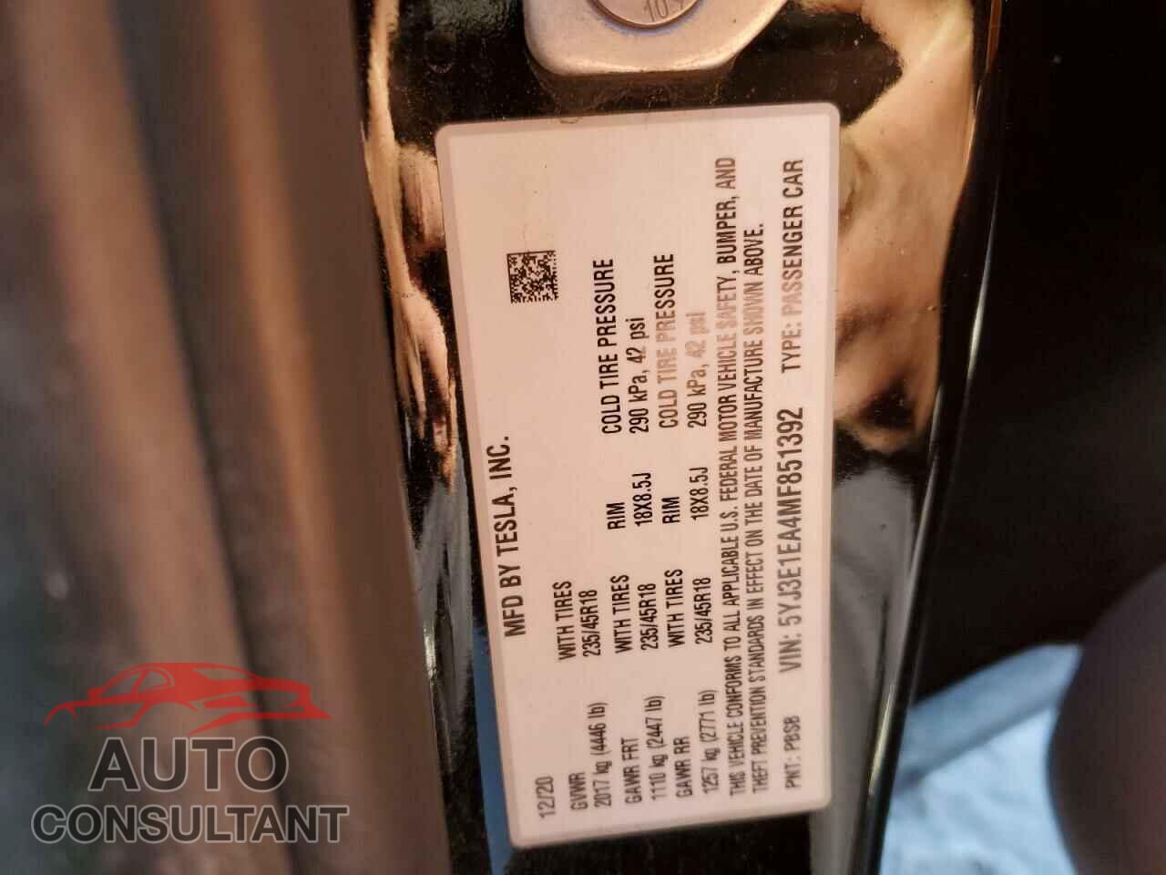 TESLA MODEL 3 2021 - 5YJ3E1EA4MF851392