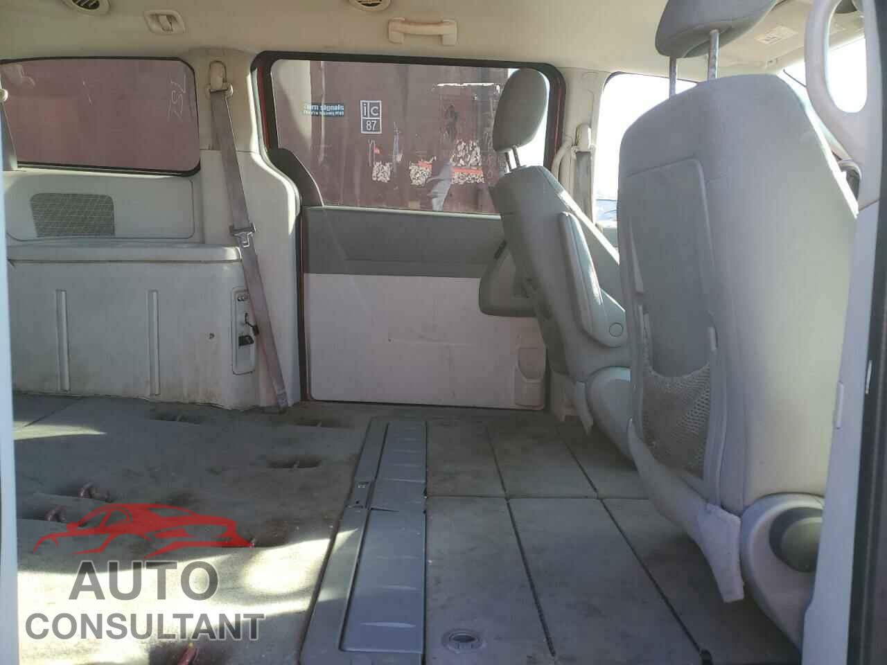 DODGE CARAVAN 2010 - 2D4RN4DE9AR147370