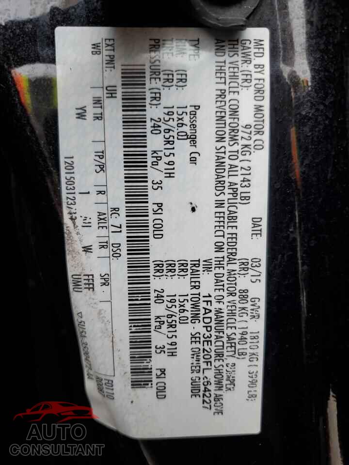 FORD FOCUS 2015 - 1FADP3E20FL264227