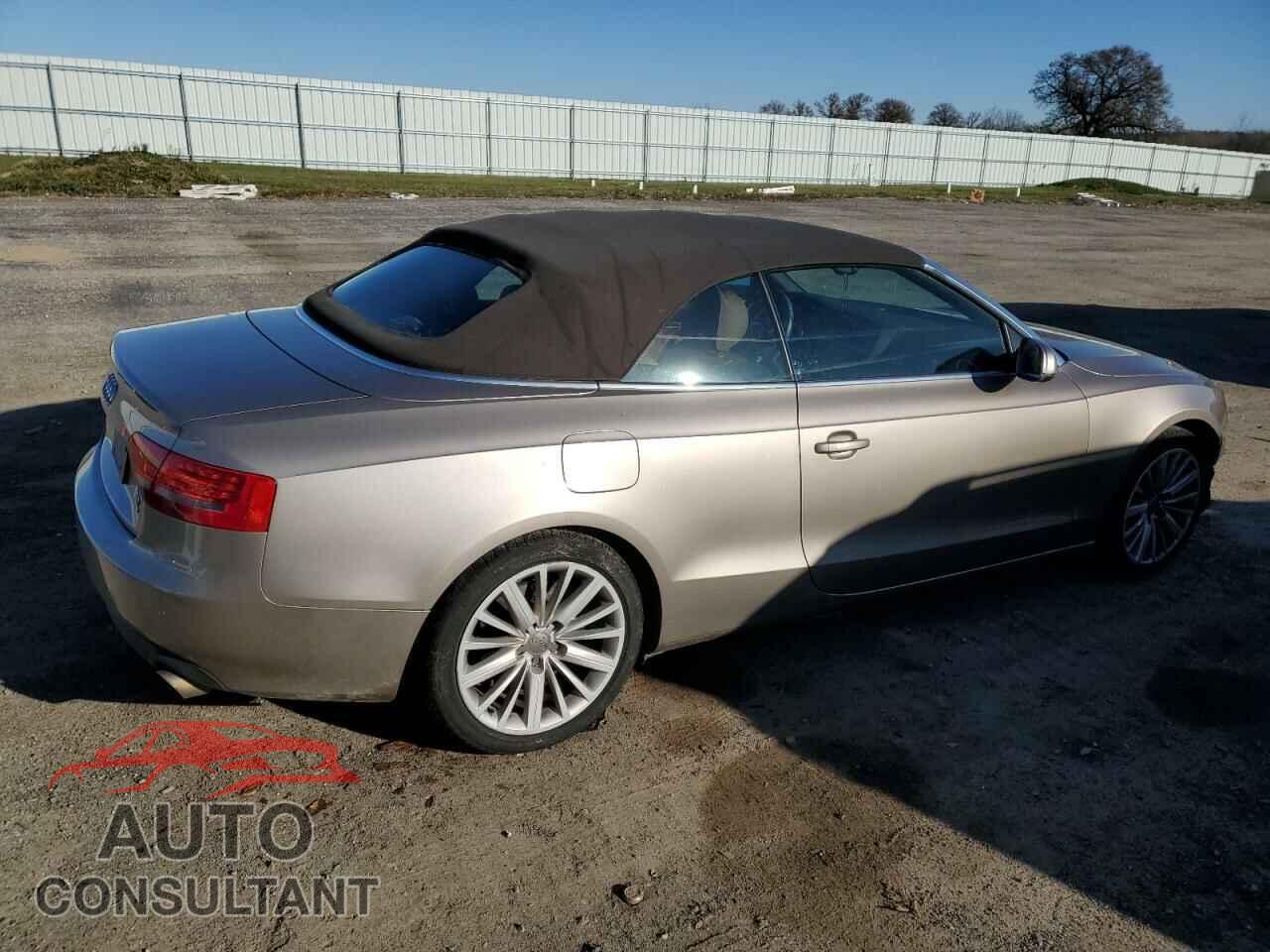 AUDI A5 2010 - WAULFAFH3AN008917