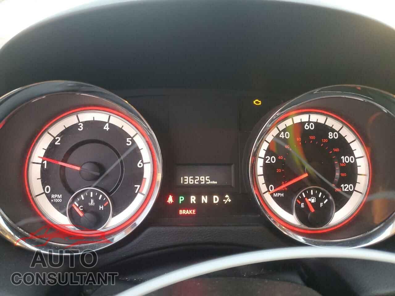 DODGE CARAVAN 2015 - 2C4RDGCG3FR658228