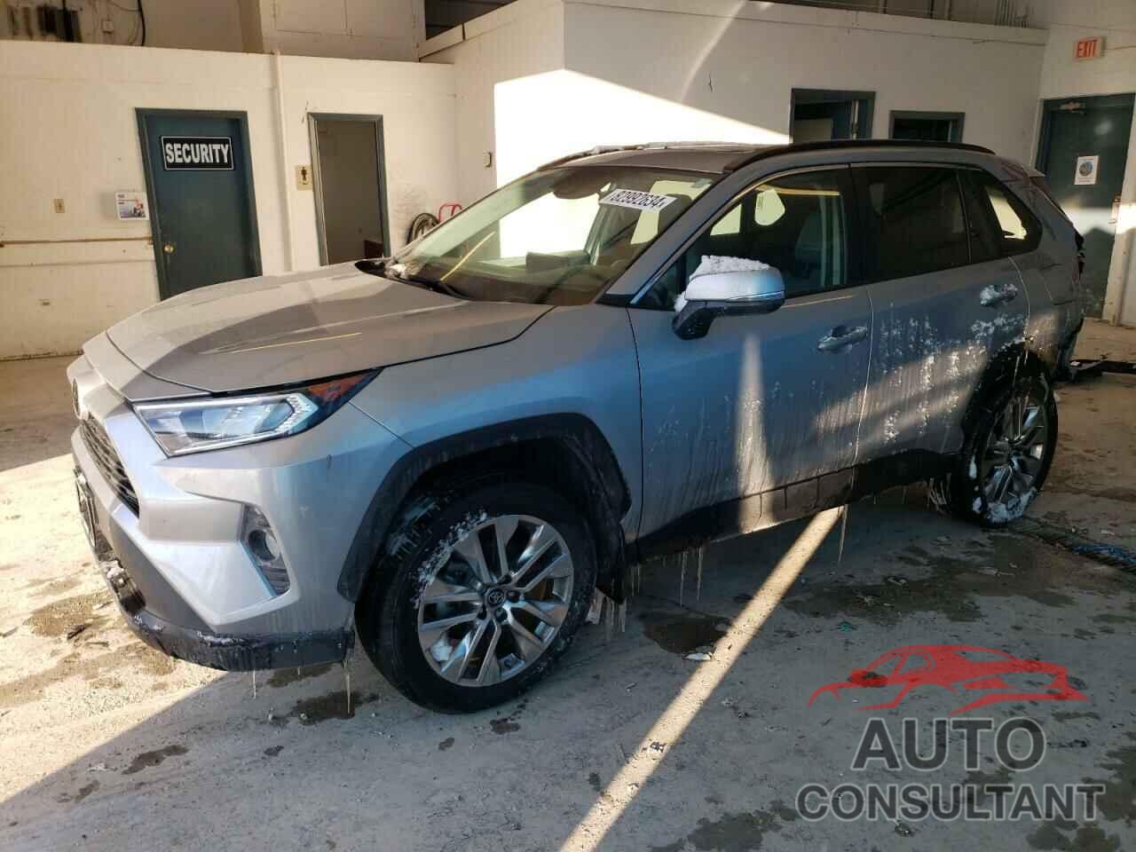 TOYOTA RAV4 2019 - 2T3A1RFV2KW078108