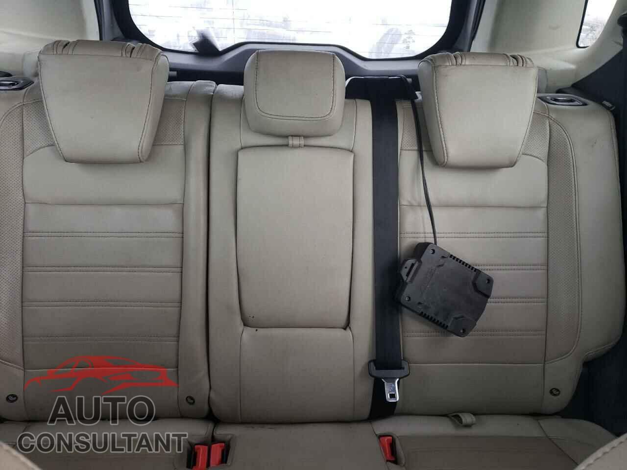FORD ECOSPORT 2019 - MAJ6S3KL0KC309939