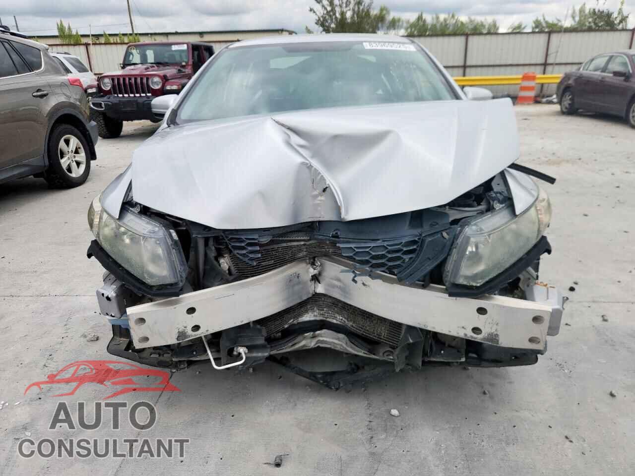 HONDA CIVIC 2015 - 2HGFB2F57FH559554