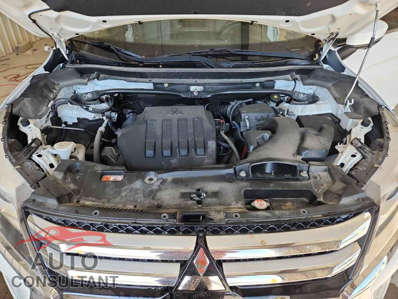 MITSUBISHI ECLIPSE 2018 - JA4AT5AA7JZ038056