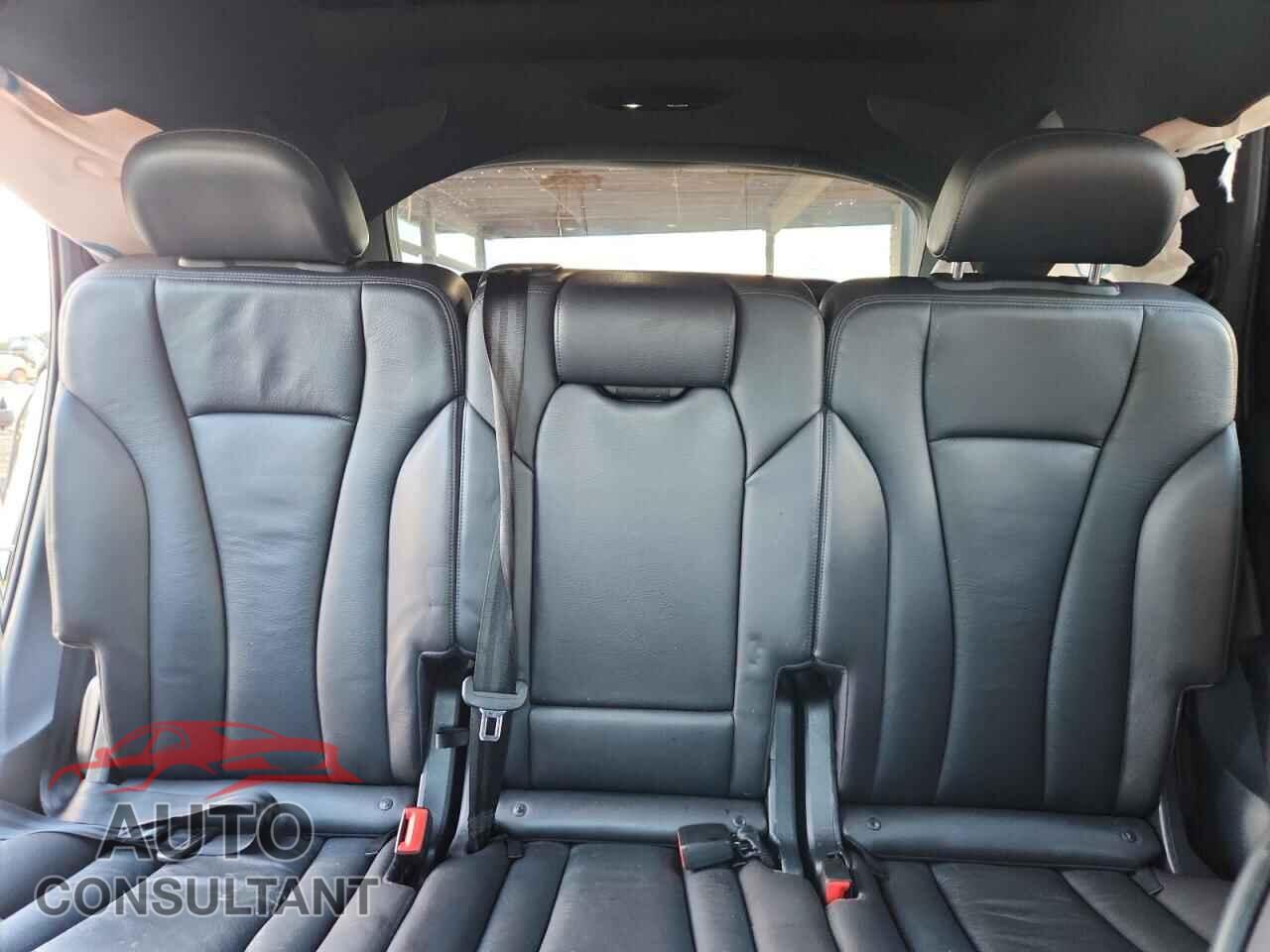 AUDI Q7 2017 - WA1LABF72HD020551