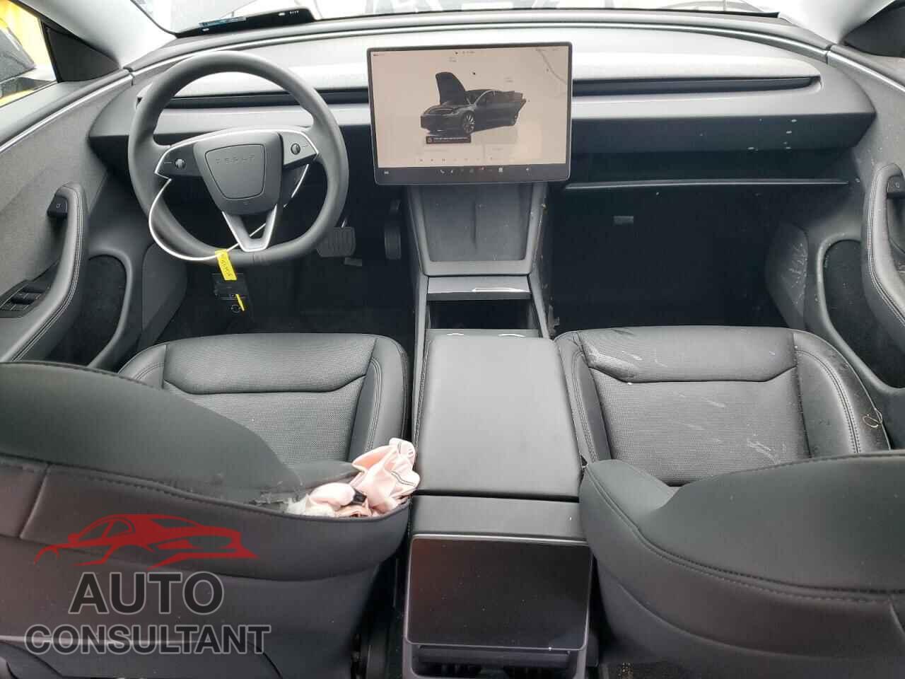 TESLA MODEL 3 2025 - 5YJ3E1EA2SF963928