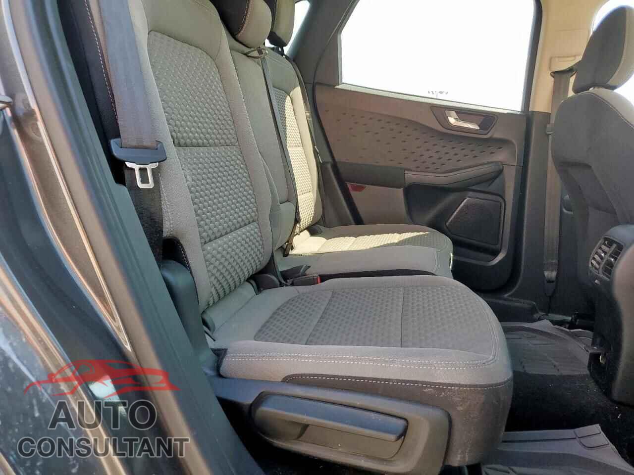 FORD ESCAPE 2020 - 1FMCU0G65LUA10334