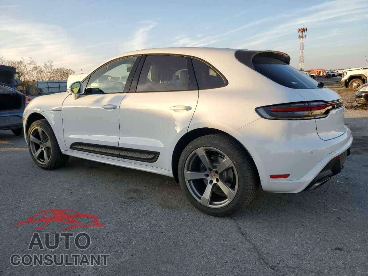 PORSCHE MACAN BASE 2024 - WP1AA2A58RLB11395
