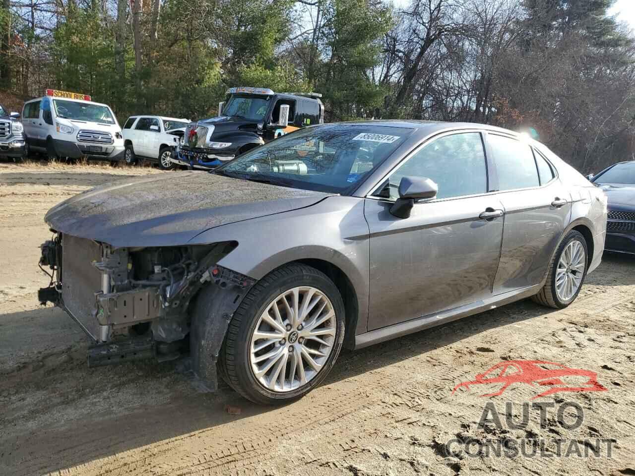 TOYOTA CAMRY 2019 - 4T1B11HK7KU743697