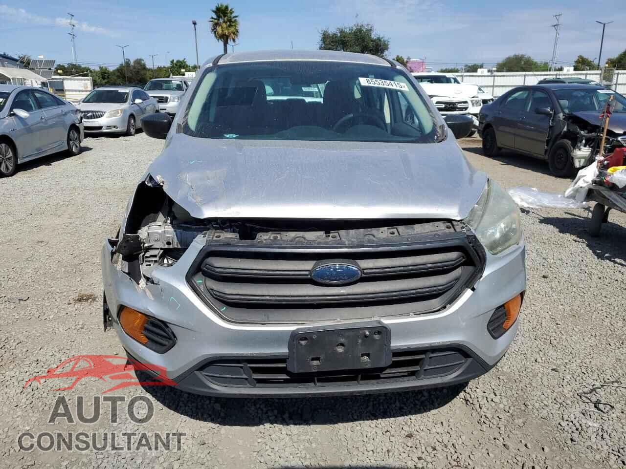 FORD ESCAPE 2017 - 1FMCU0F7XHUC67247