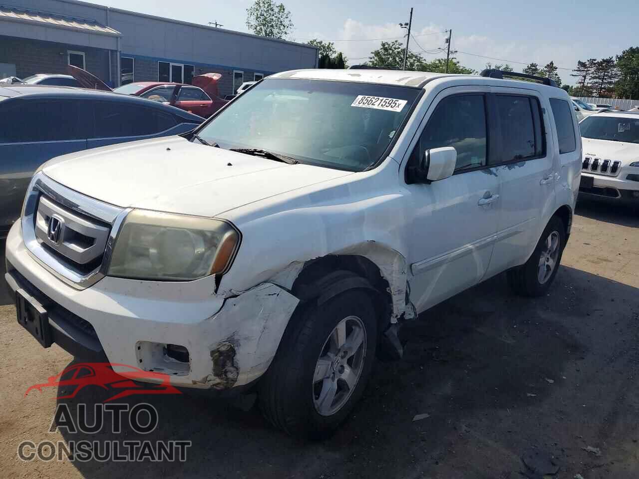 HONDA PILOT 2011 - 5FNYF4H47BB064900