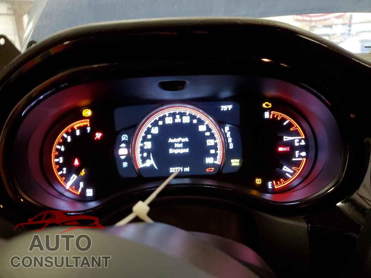 DODGE DURANGO 2023 - 1C4SDJFT2PC673577