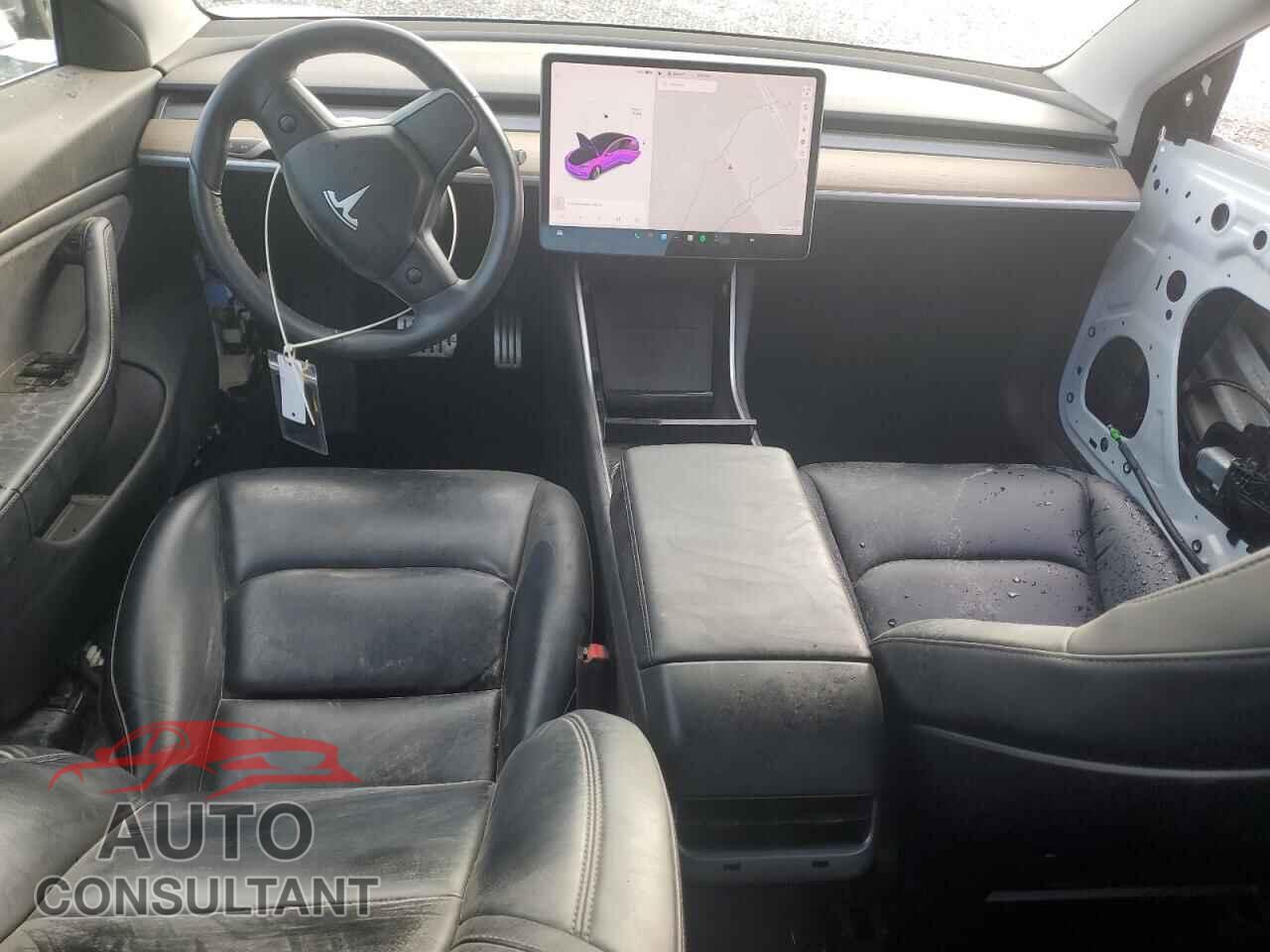 TESLA MODEL 3 2018 - 5YJ3E1EB7JF084237