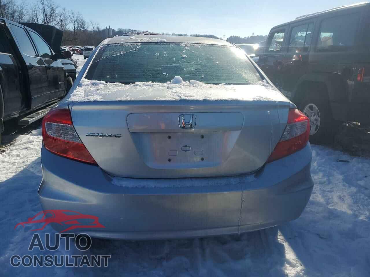 HONDA CIVIC 2012 - 2HGFB2F55CH304736