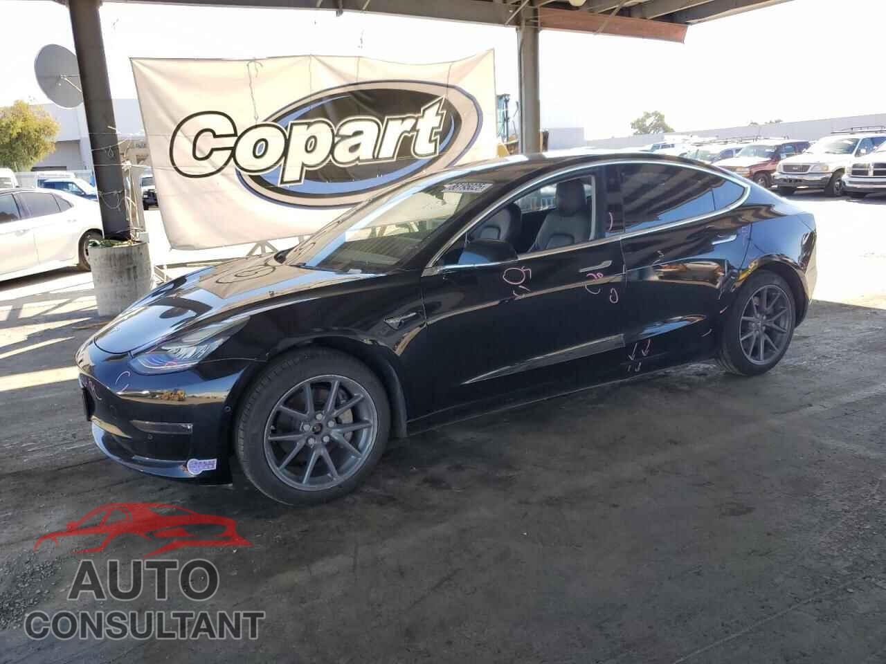 TESLA MODEL 3 2018 - 5YJ3E1EB7JF128902