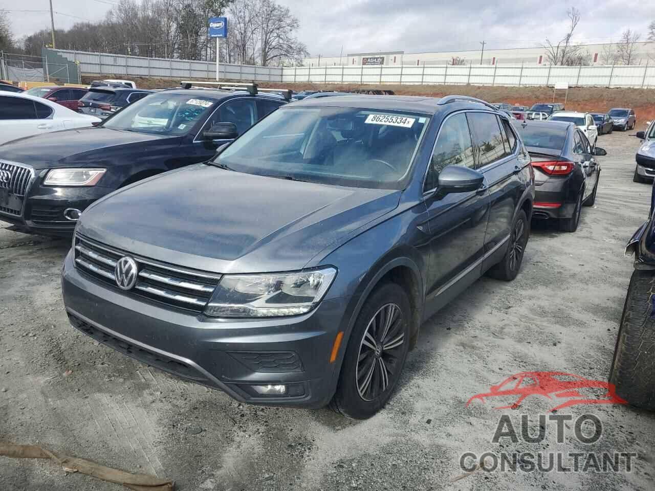 VOLKSWAGEN TIGUAN 2018 - 3VV2B7AX7JM044424