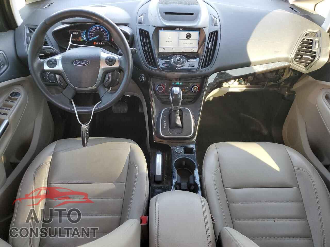 FORD CMAX 2018 - 1FADP5DU7JL104921