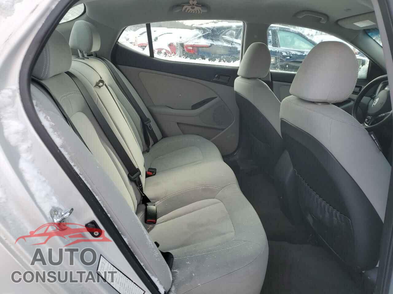 KIA OPTIMA 2011 - KNAGM4A78B5110108