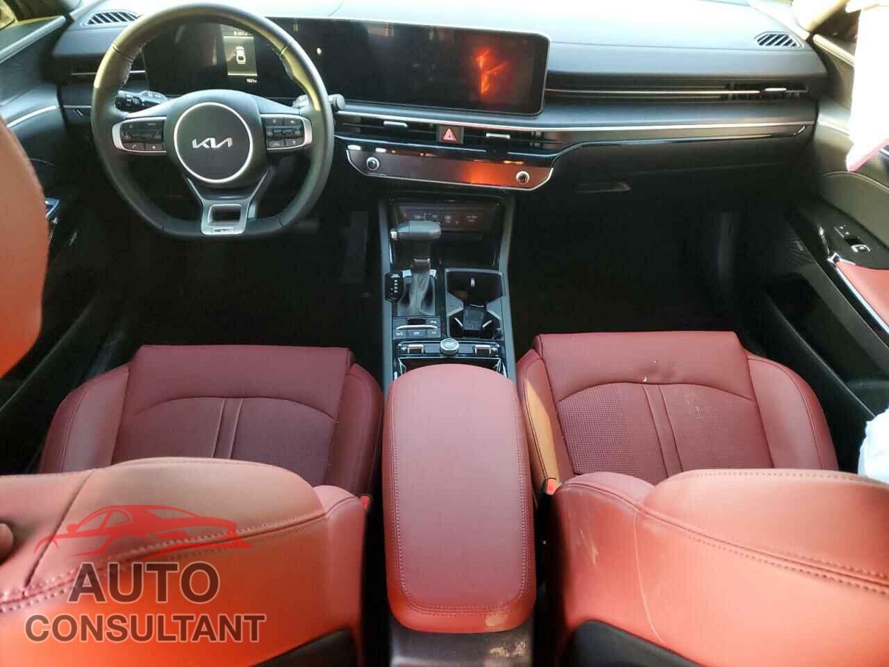 KIA K5 2025 - KNAG64J75S5320739