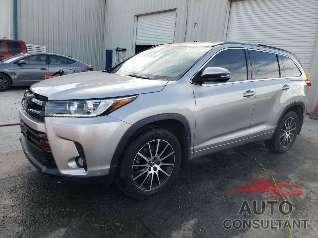 TOYOTA HIGHLANDER 2017 - 5TDKZRFH3HS193141