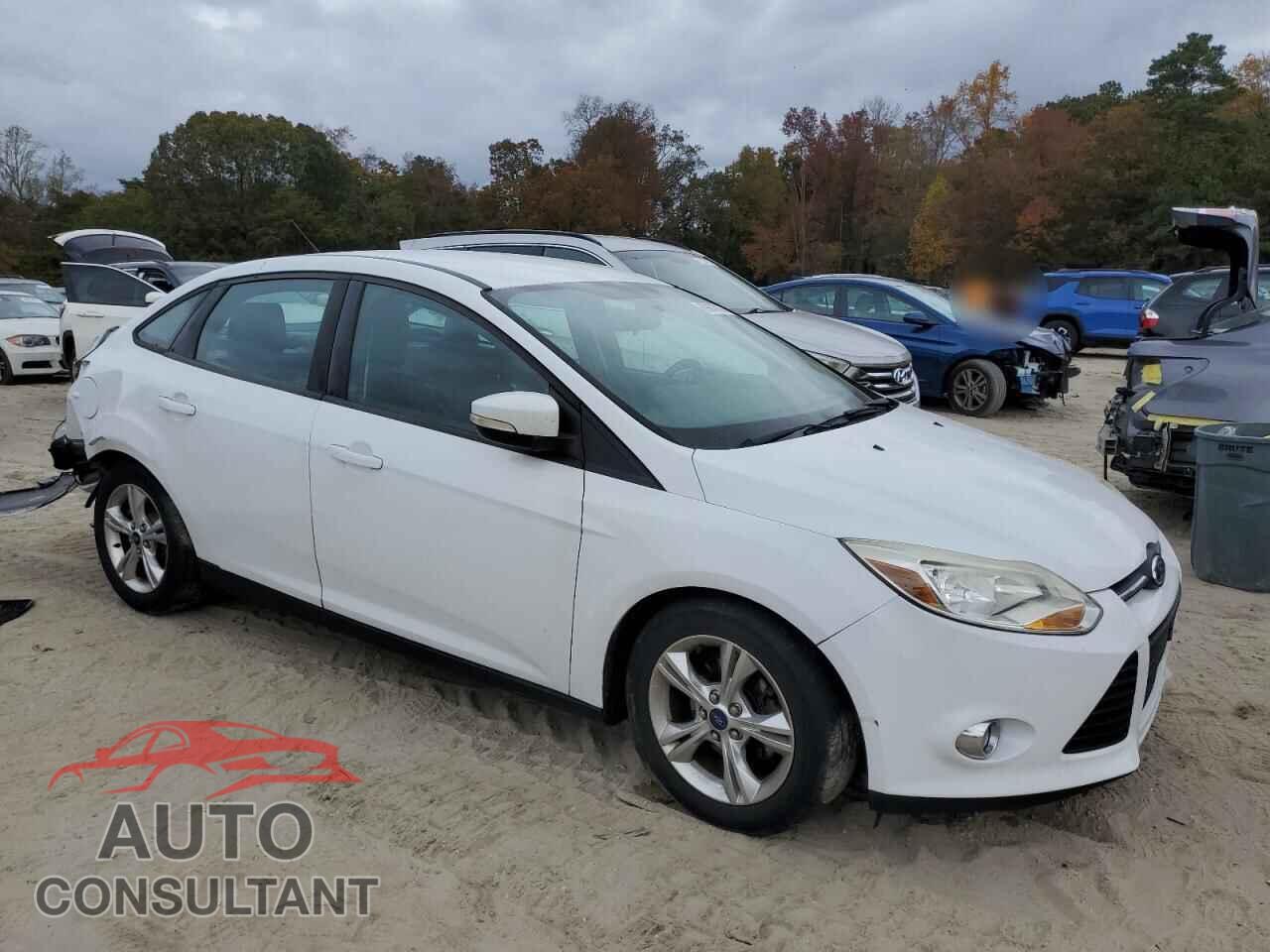 FORD FOCUS 2014 - 1FADP3F22EL330970