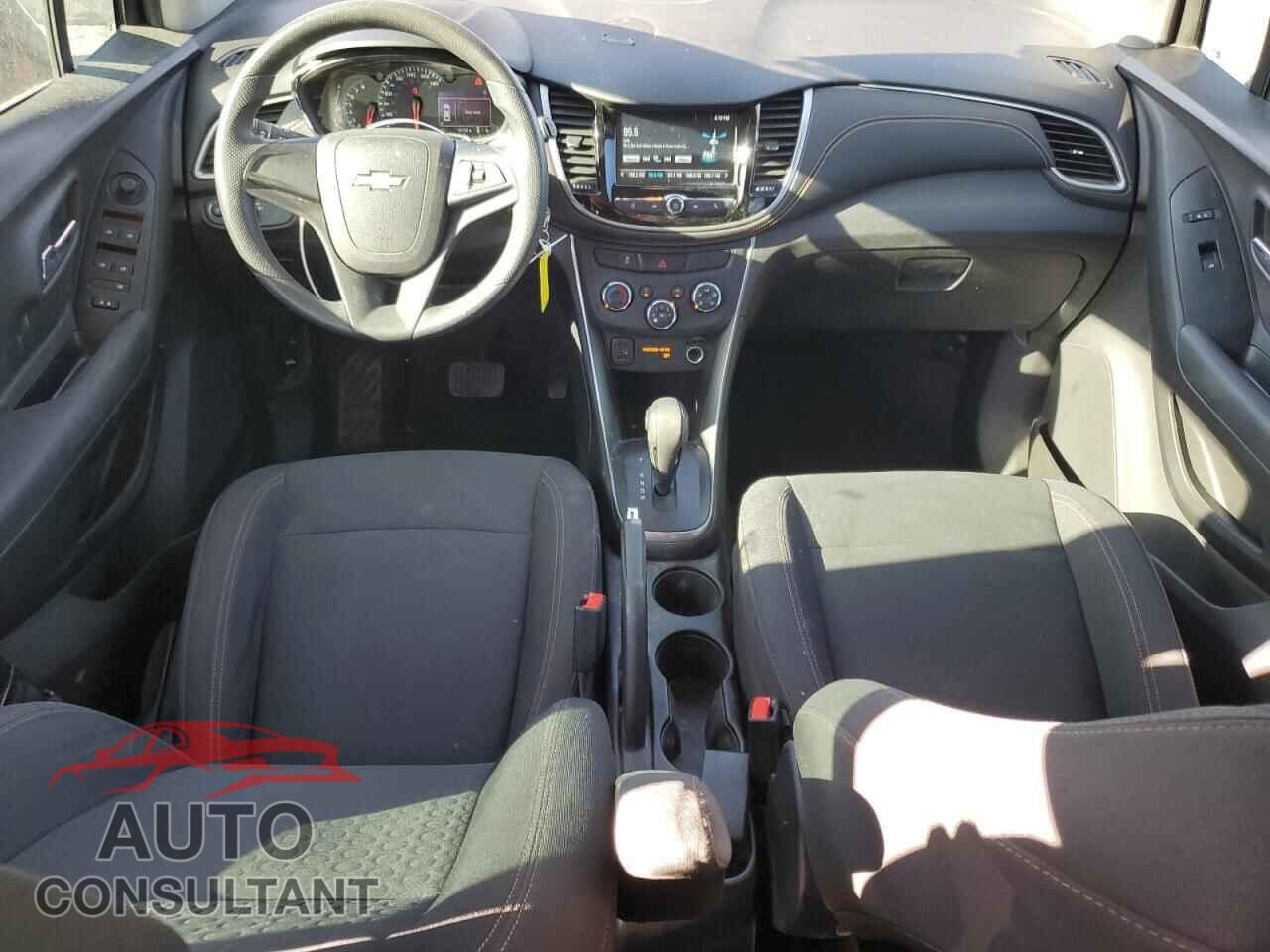 CHEVROLET TRAX 2017 - 3GNCJKSB3HL197305