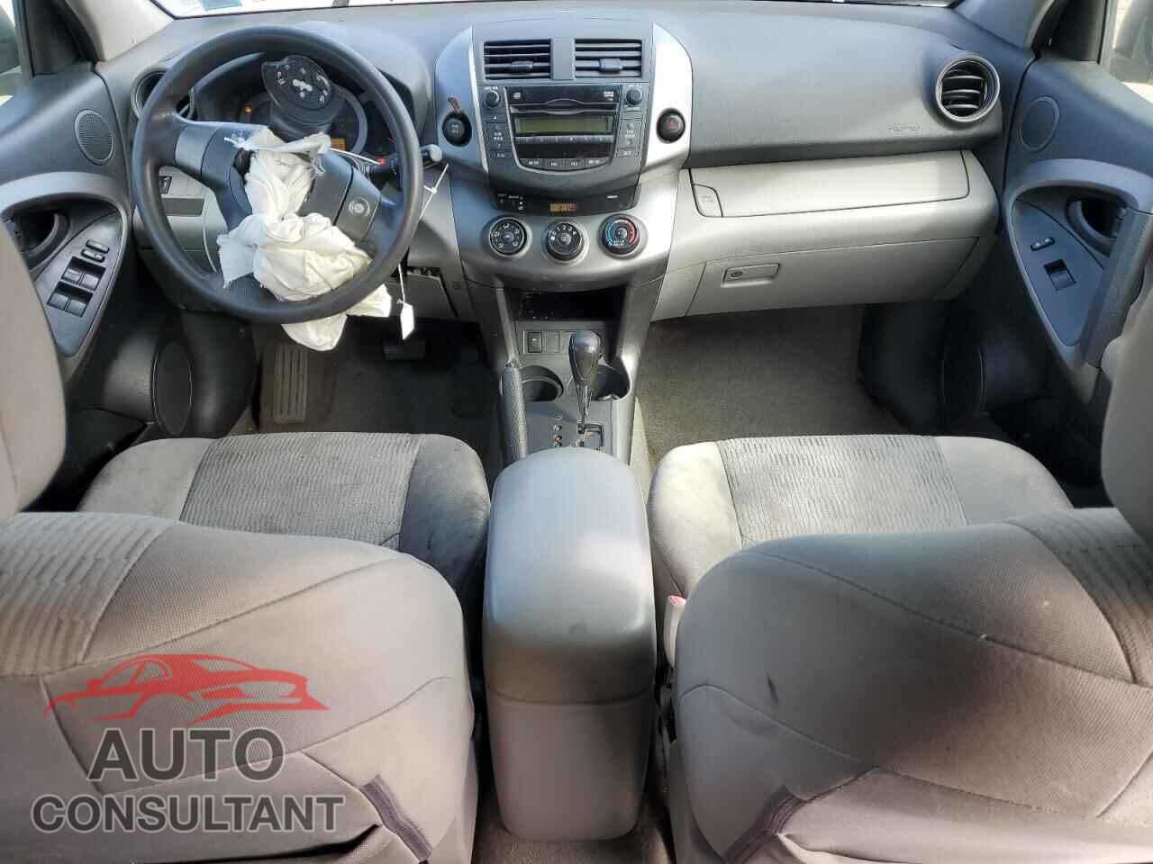 TOYOTA RAV4 2009 - JTMBF33V19D019727