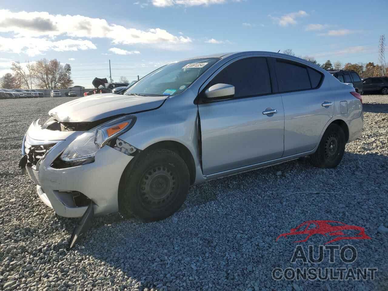 NISSAN VERSA 2018 - 3N1CN7AP8JL869181