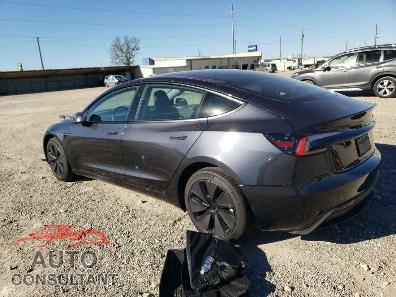 TESLA MODEL 3 2024 - 5YJ3E1EA5RF863297