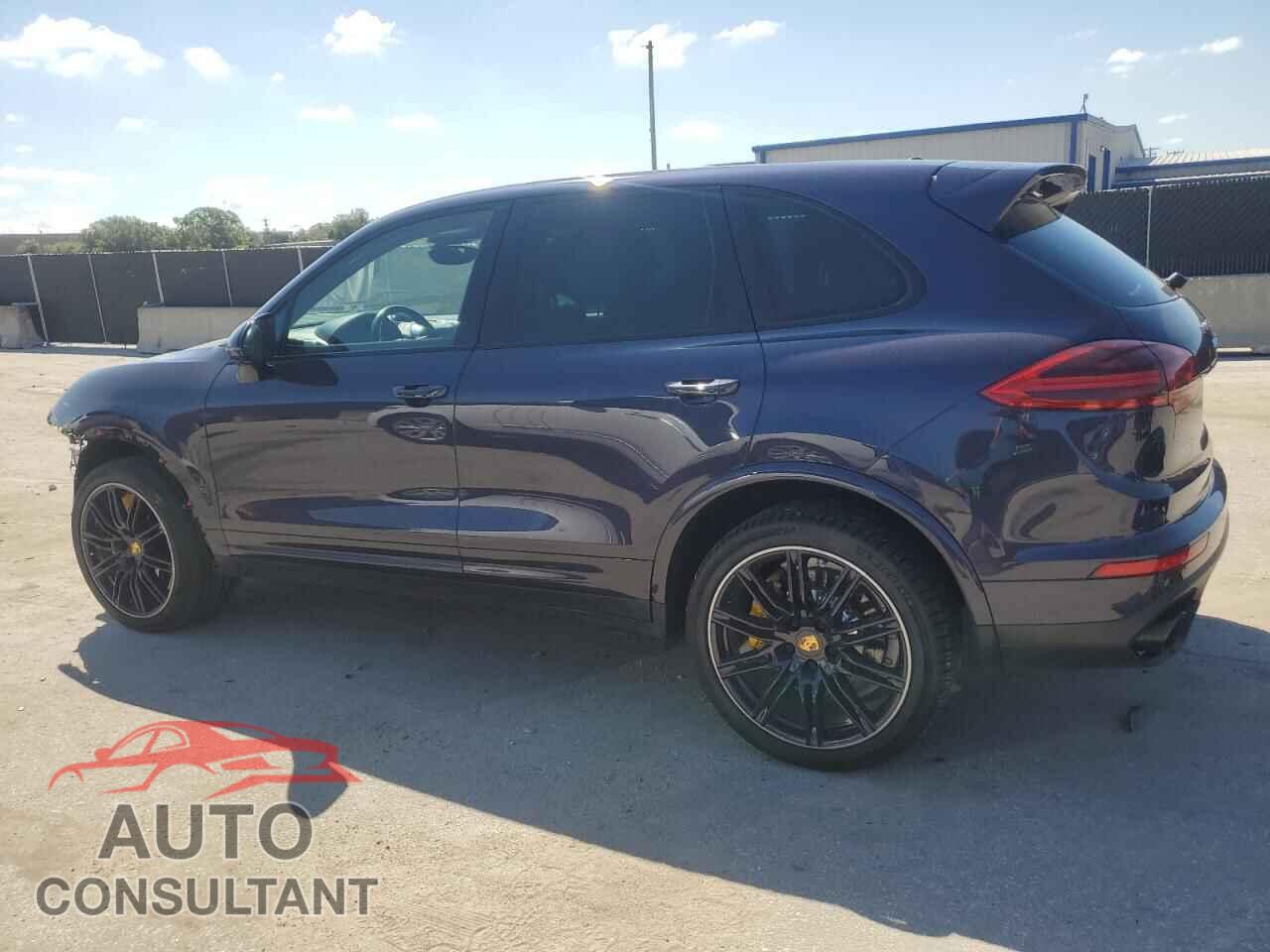 PORSCHE CAYENNE 2017 - WP1AC2A21HLA97323