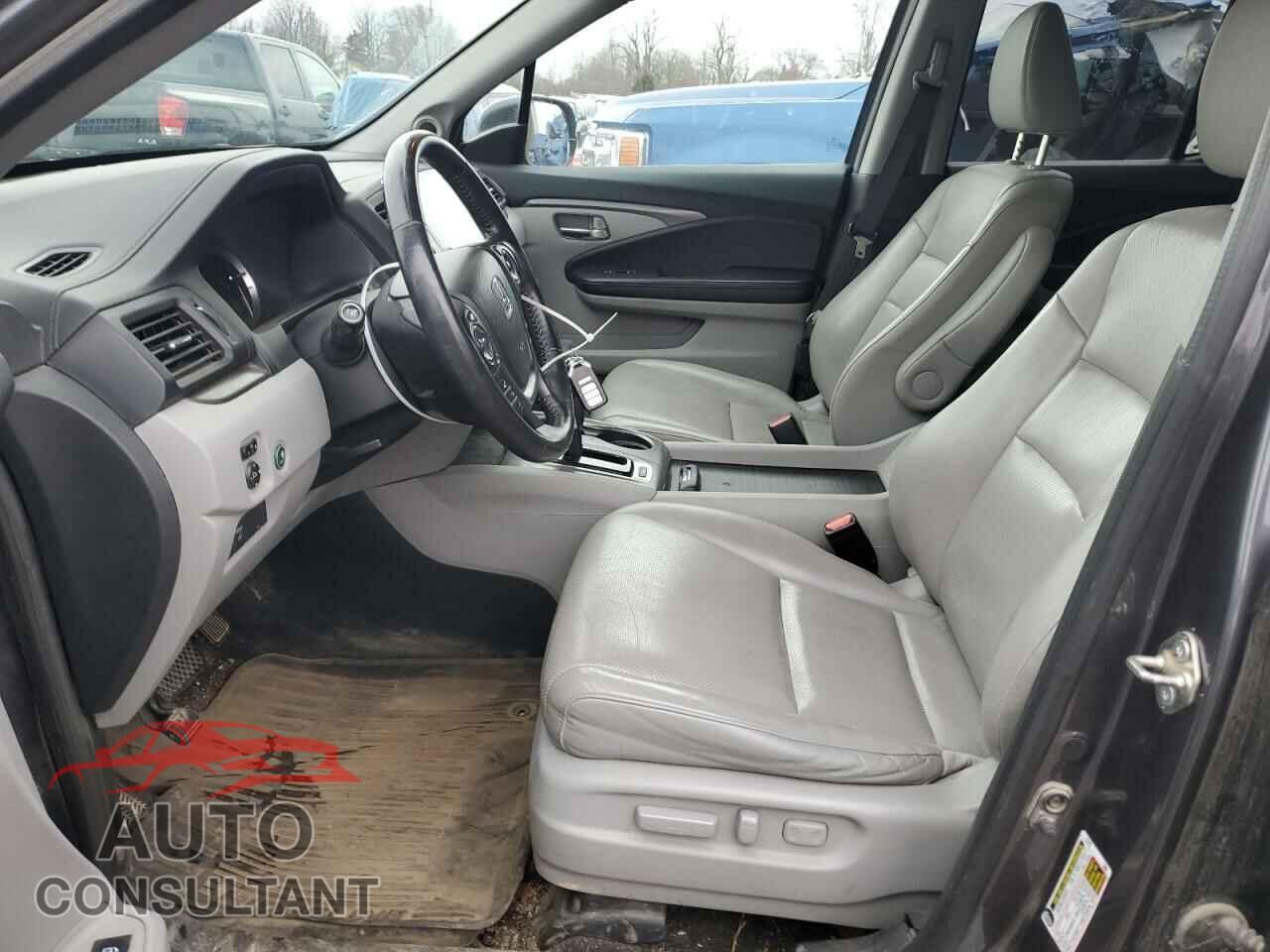 HONDA RIDGELINE 2017 - 5FPYK3F67HB029803