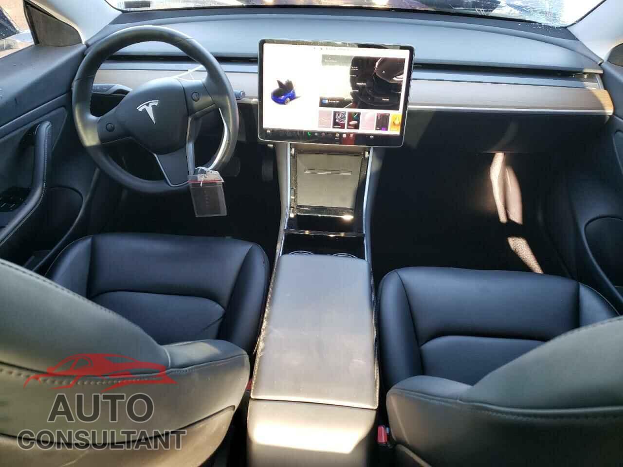 TESLA MODEL 3 2020 - 5YJ3E1EB1LF620487