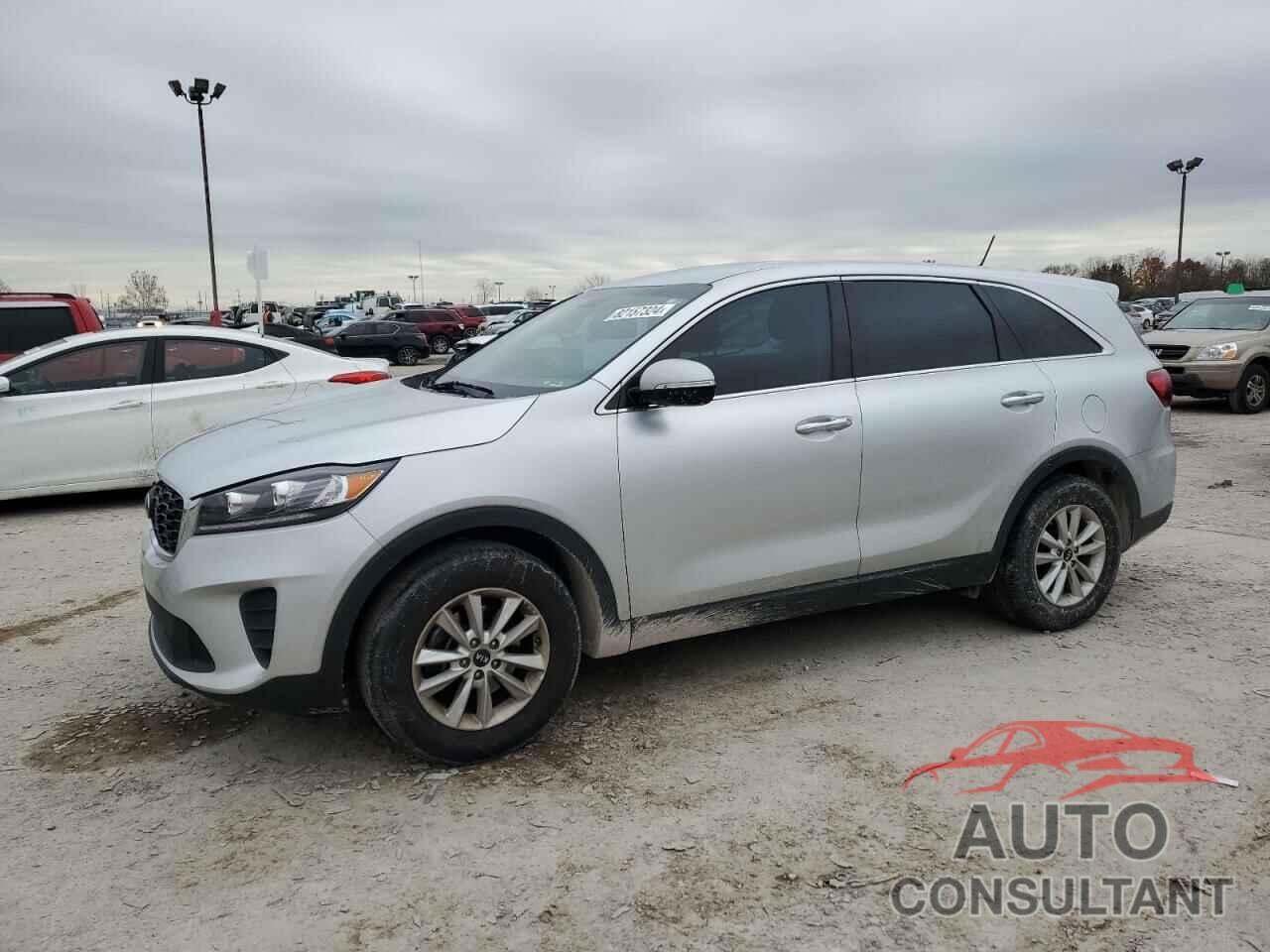 KIA SORENTO 2019 - 5XYPG4A39KG532127