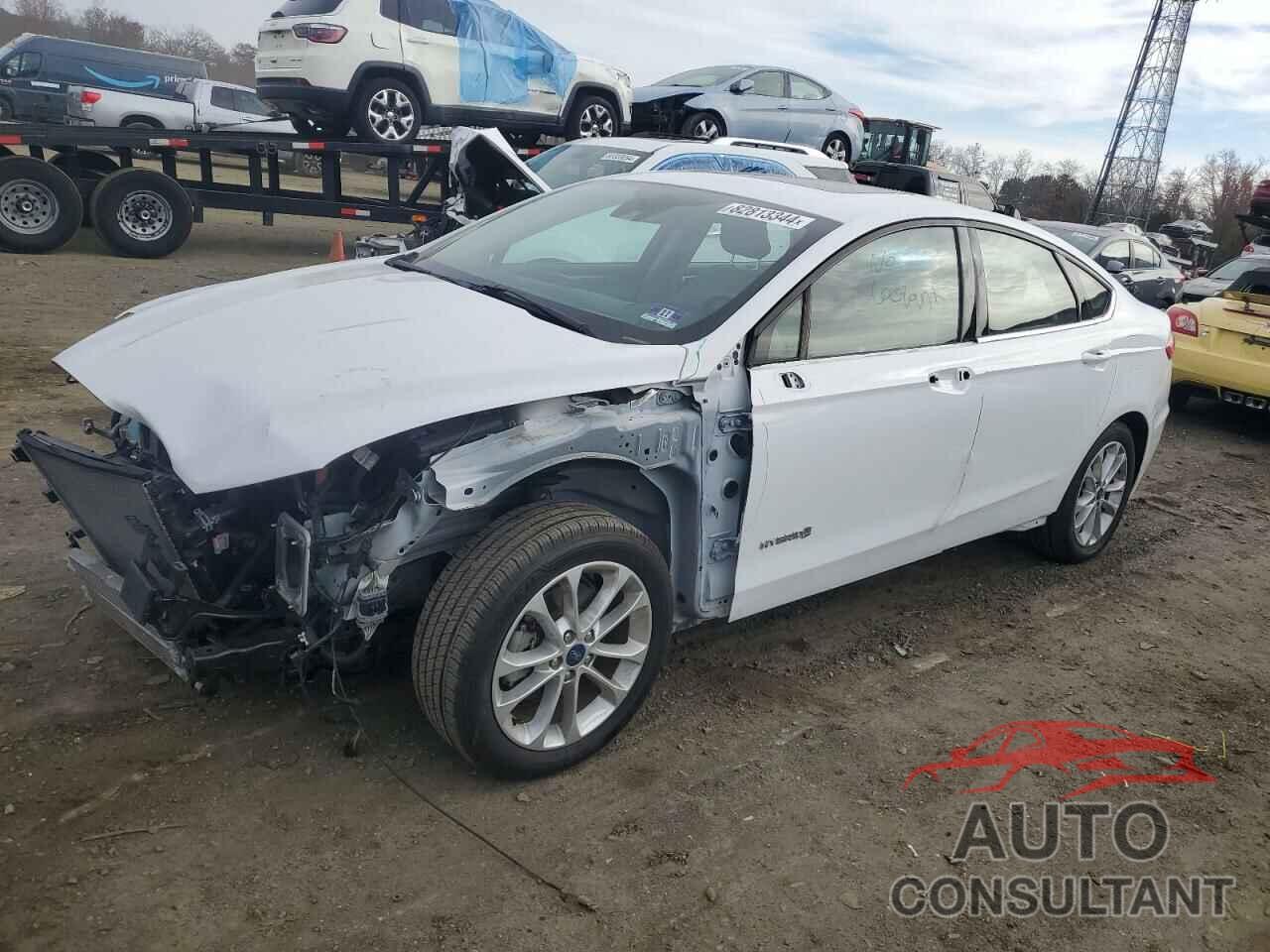 FORD FUSION 2019 - 3FA6P0LU6KR126019