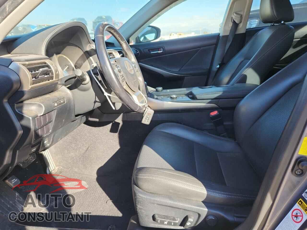 LEXUS IS 2015 - JTHCF1D26F5027064