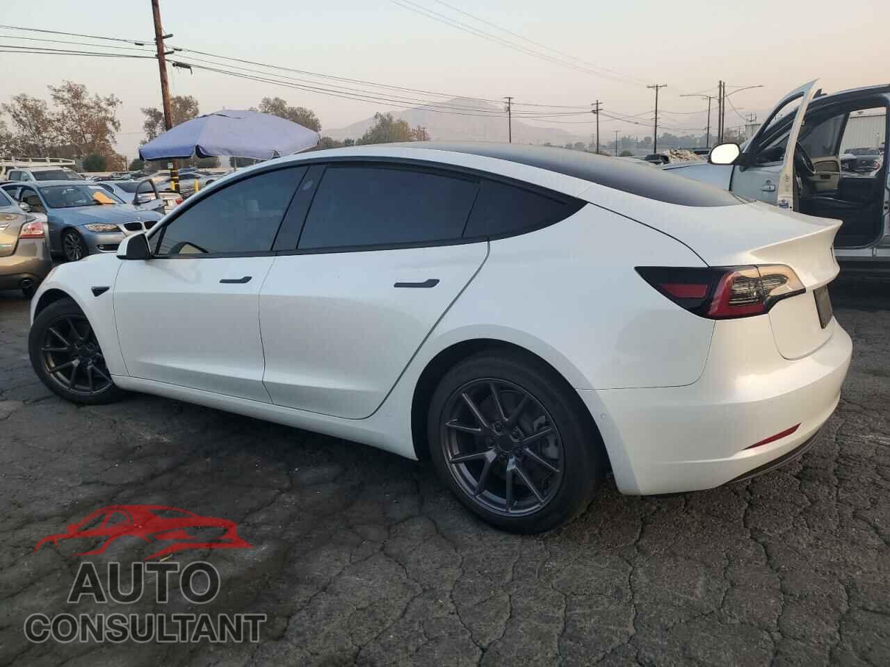 TESLA MODEL 3 2021 - 5YJ3E1EB9MF872649