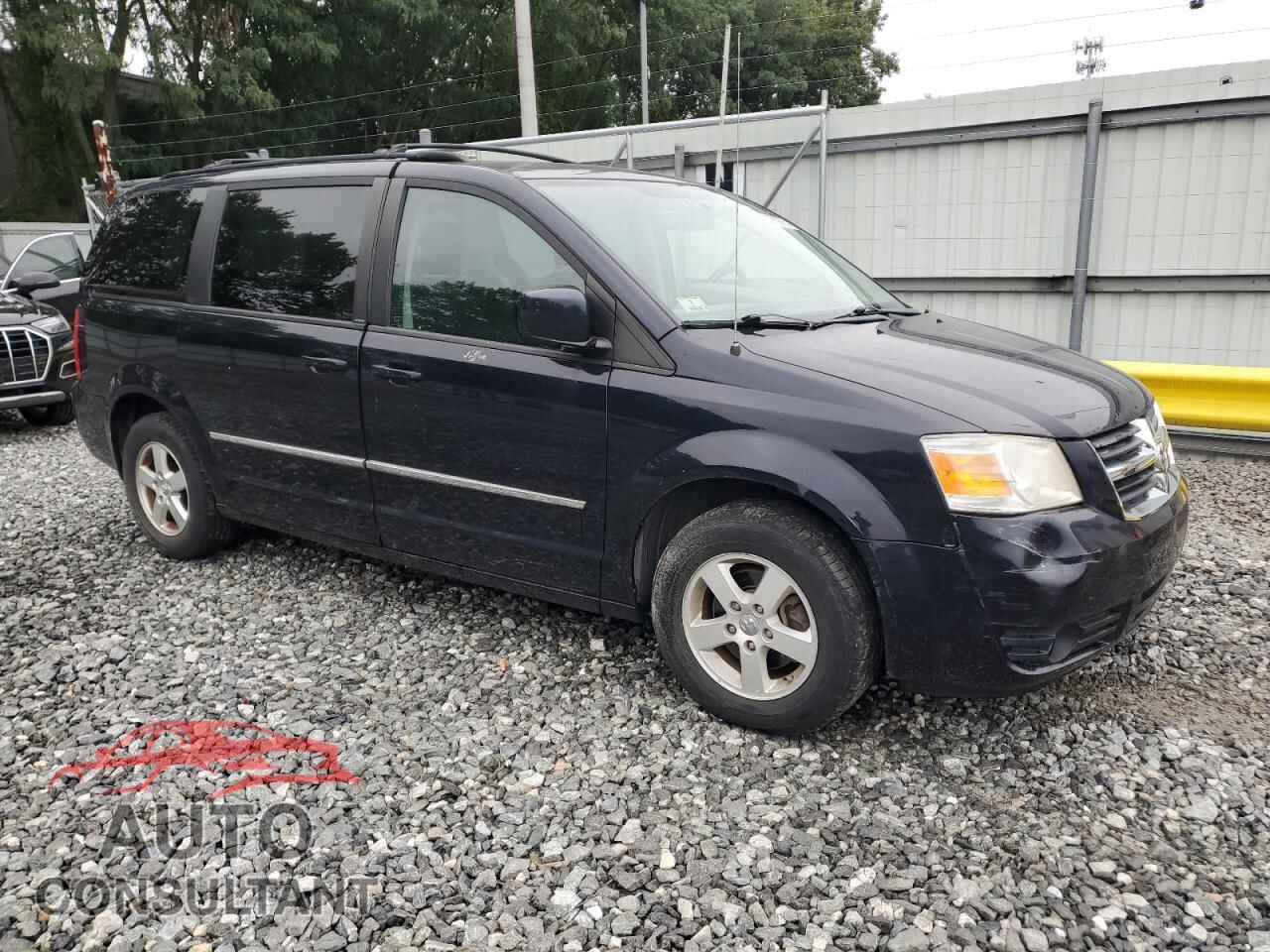 DODGE CARAVAN 2010 - 2D4RN5D13AR140532