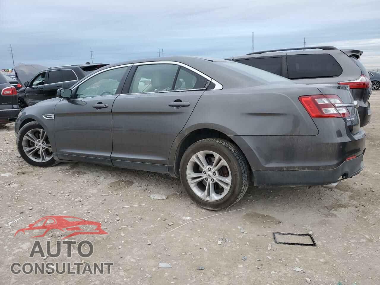FORD TAURUS 2015 - 1FAHP2E8XFG184782
