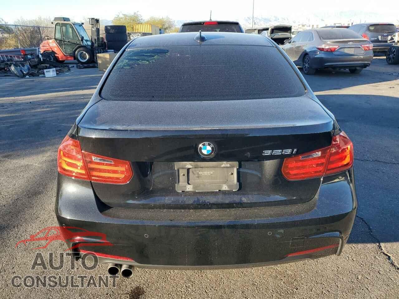BMW 3 SERIES 2014 - WBA3C1C54EK117638