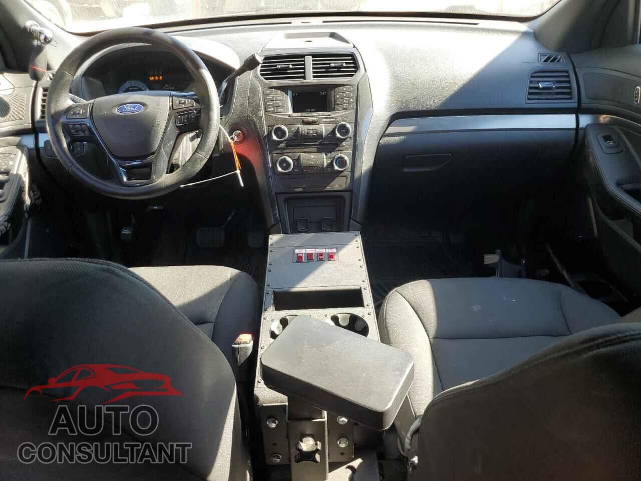 FORD EXPLORER 2018 - 1FM5K8AR3JGB20293