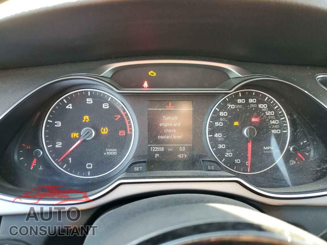 AUDI A4 2014 - WAUFFAFL3EN024123